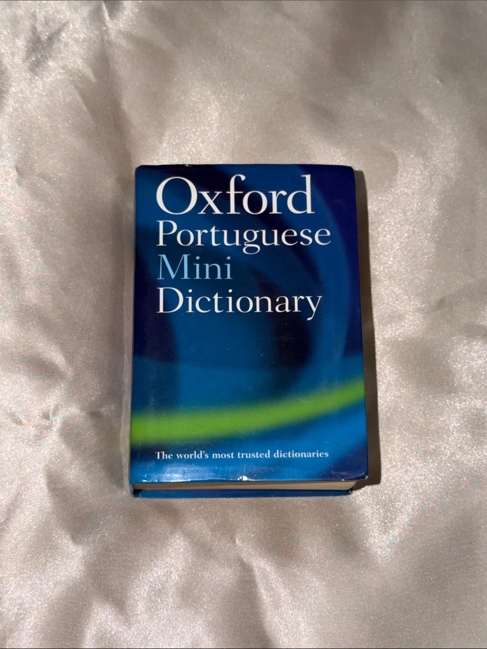 Oxford Mini Portuguese Dictionary - Blue with Green Accent
